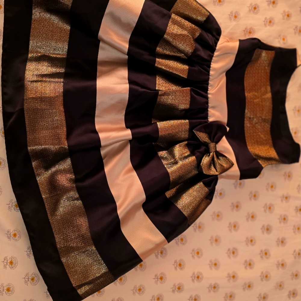Chic Striped Dress with Bow